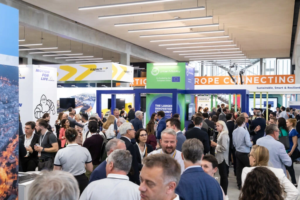 52110889616_cef6332a7c_k-1-1024x683